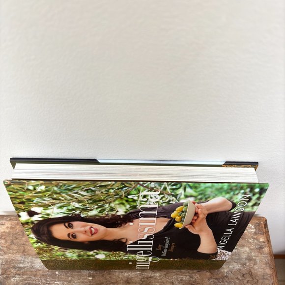 Nigellissima - Easy Italian-Inspired Recipes - Picture 5 of 7